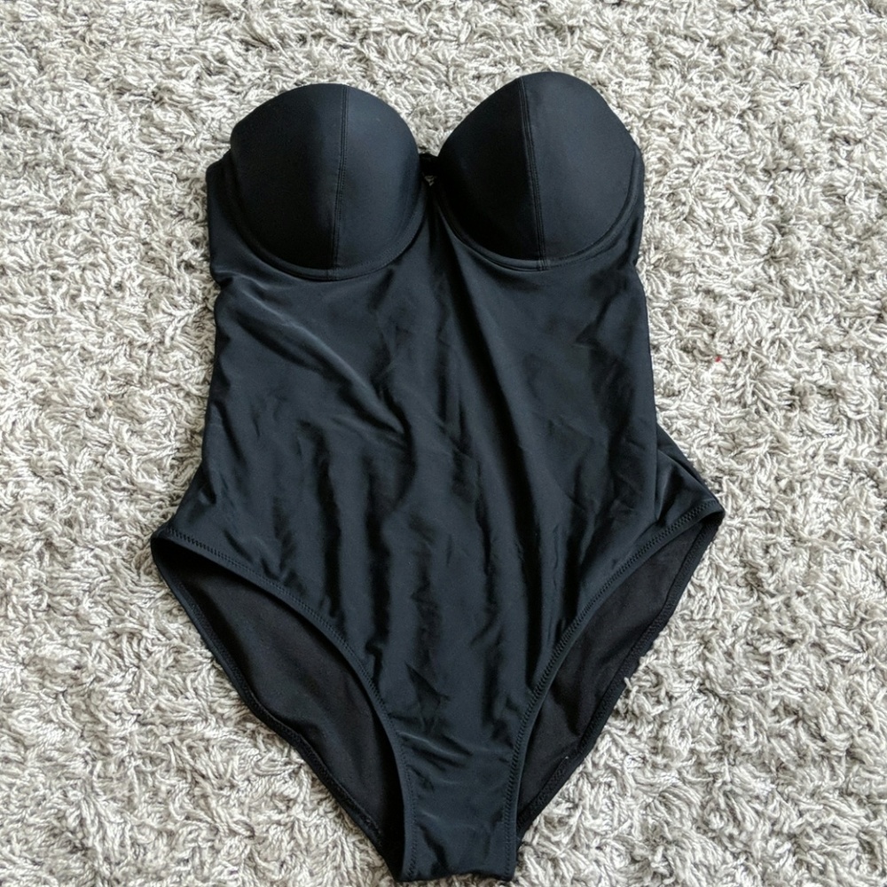 Old Navy Strapless Black One piece swimsuit